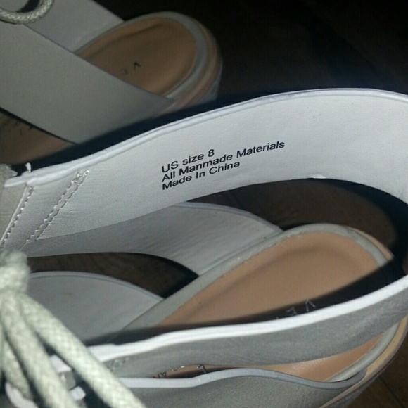 Very Volatile Heels! NEW! - Picture 2 of 3